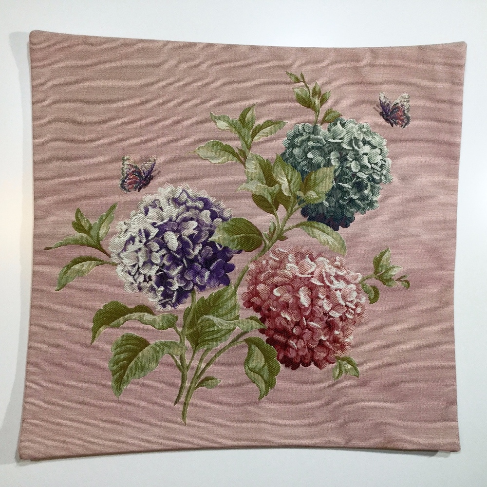 English Home Hydrangea Butterfly Pillowcase
